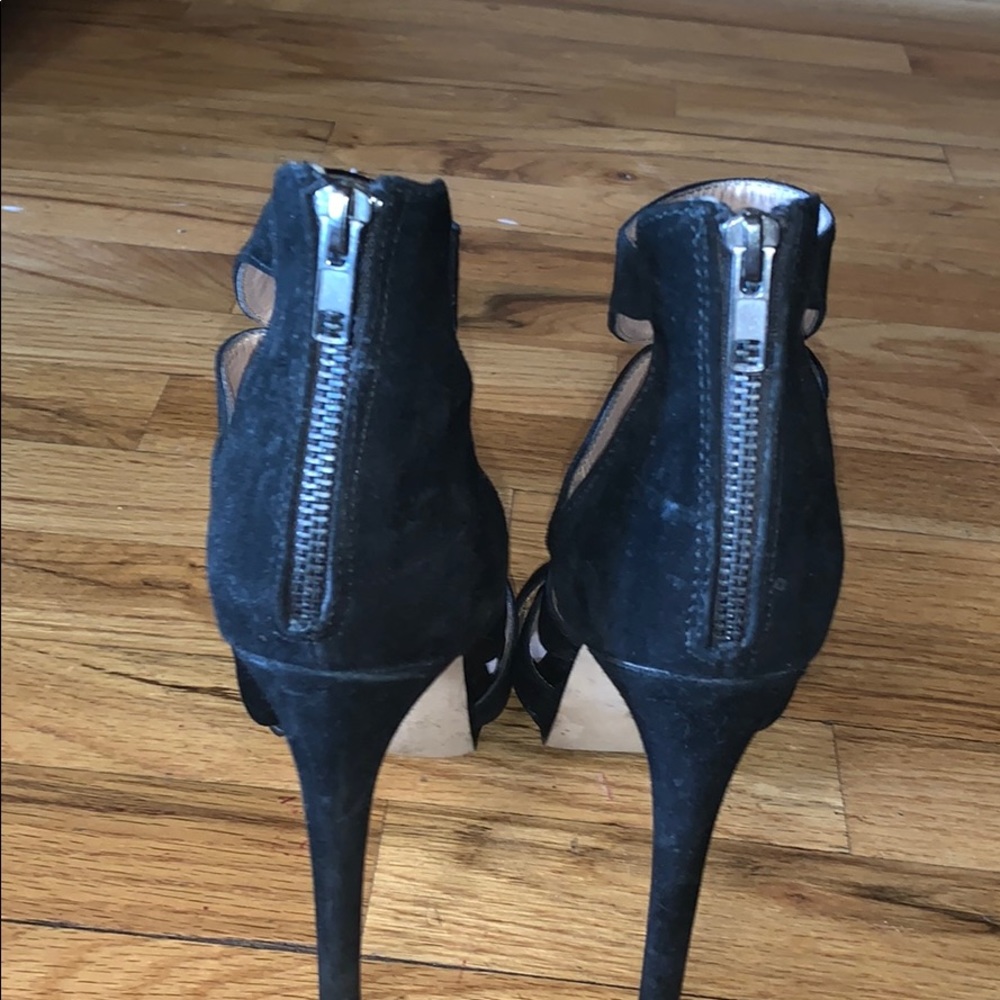 Black Steve Maden heels. Size 8! - Picture 4 of 6